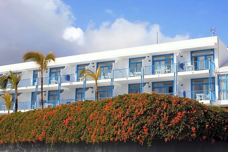 Costa Volcan-1